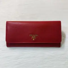 早い者勝ち　極美品　PRADA プラダ　二つ折り　長財布　赤　サフィアーノ