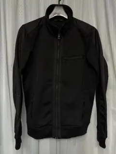 【UNIQLO/ユニクロ】防風アウター　ジャケット　裏起毛　ブラック　Mサイズ