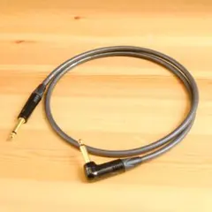 Oyaide Ecstasy Cable 約1.2m S-S Neutrik銀 - メルカリ
