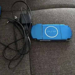 PSP3000本体と充電器