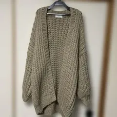 AZUL ベージュ ニットカーディガン