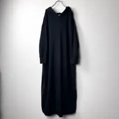 UNFILO アンフィーロ　バックプリーツパーカーワンピース　ブラック　黒