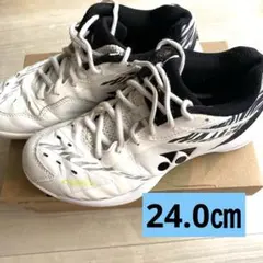 ヨネックス パワークッション65Zホワイトタイガー 27.5cm 桃田賢斗