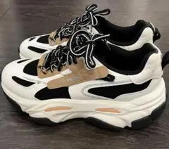 STEVE MADDEN 厚底スニーカー ブラック ホワイトのサムネイル