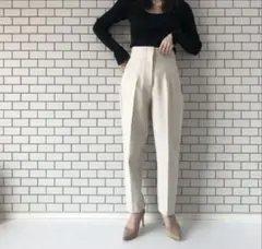 ZARA ハイウエスト パンツ オフホワイト M テーパード ホワイト ザラ