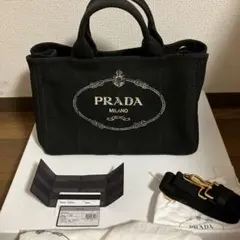 PRADA ブラックキャンバス ハンドバッグ