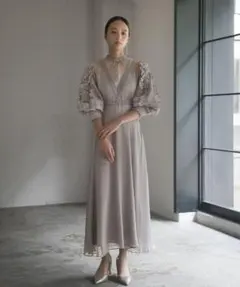 GIRL 袖フリルレース切替えフレアロング丈結婚式ワンピースドレス　グレージュ