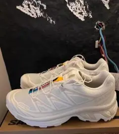 gore-tex スニーカー