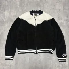 Nike Wolf Bomber ナイキ　フリース　ボア　ジャケット　刺繍