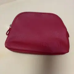 インウイ　赤い合成皮革ポーチ ロゴ入り