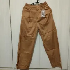 【新品】ユニクロ　ハイウエストワイドパンツ　カジュアルパンツ 58センチ