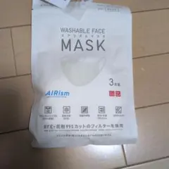 UNIQLO AIRism マスク サンリオシールつき　こどもSサイズ 3枚組のサムネイル