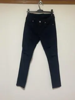 スキニーパンツ ダメージ　ブラック Lサイズ