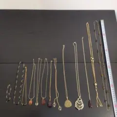 ネックレス12点、ブレスレット1点　まとめ売り