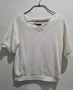 ホワイト　レディース　服