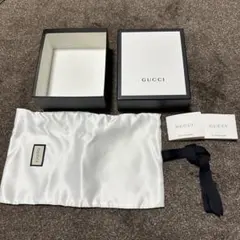 GUCCI グッチ　ギフトボックス サテンポーチ　セット