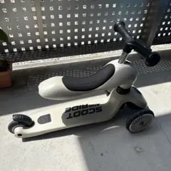 Scoot 3輪キックスクーターのサムネイル