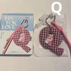 THE MONSTER PIN FOR LOVE シリーズアルファベット(Q)