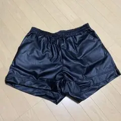 レザーショートパンツ　黒　1XL