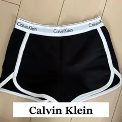Calvin Klein ショートパンツ S 黒のサムネイル