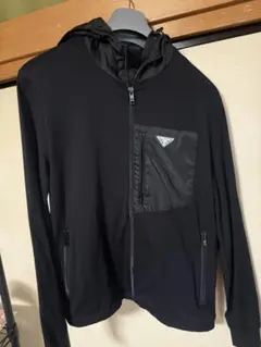 最終値下 PRADAテクニカルコットンRe-Nylonカーディガンハンガー、袋付