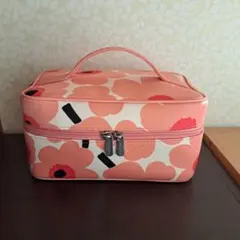 未使用　marimekko マリメッコ バニティポーチ ウニッコ柄のサムネイル