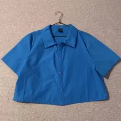SHEIN ブルー 青　ショート丈 半袖 シャツ