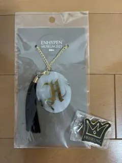 ENHYPEN MUSEUM 2023 ネームチャーム*ピンズ ヒスン