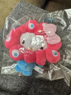 万博 限定 ミャクミャクなりきりぬいぐるみカラビナ付き キティ　サンリオ