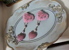 Item thumbnail for item e020a012-4a3f-4cea-860c-a87dc746e9db