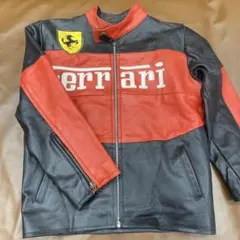 キッズ　Ferrari レザージャケット 黒と赤
