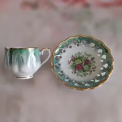 陶磁器製カップとソーサーセット