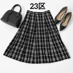 美品　23区　メモリータフタスカート チェック サイズ48 大きいサイズのサムネイル