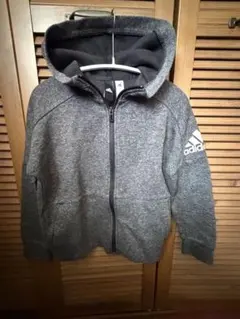 アディダスパーカー130◎美品