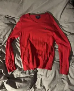 American Eagle Vネックニット　レッド　Mサイズ