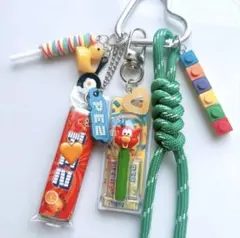 じゃらじゃらキーホルダー バッグチャーム キーホルダー キーリング キーチャーム