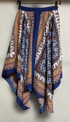 フレアスカート ネイビー系 幾何学模様