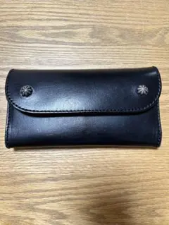 ブラック ミドルトラッカーウォレット コンチョ 三層 ハンドメイド