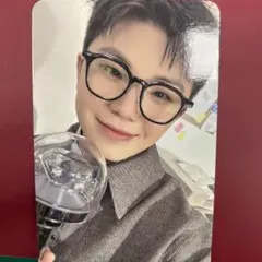 ウジ　seventeen caratzone トレカ　ケレン