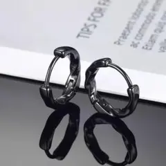 フープピアス ねじれ ツイスト ユニセックス シンプル ブラック ストリート