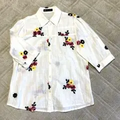 【美品】エティエンヌ花柄刺繍五分袖シャツ レディースLサイズ 綿100％