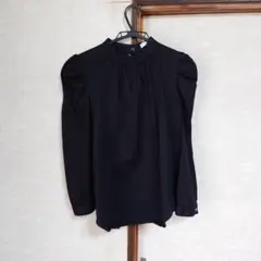 MOUSSY 黒 パフスリーブ 長袖ブラウスのサムネイル