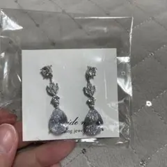 ブライダル　ピアス