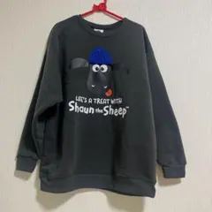 ダークグレーレディース　ひつじのショーン 裏起毛　スウェット トレーナー 3L