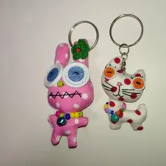 【送料無料】猫のキーホルダー ２個セット