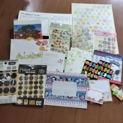 文房具　メモ帳　シールなどなど