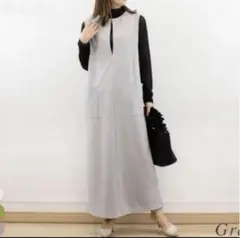 スキッパージャンパースカート　グレー　ポンチ　キーネック ノースリーブワンピース