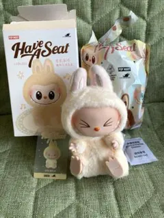 POP MART ラブブHave A Seat SISI