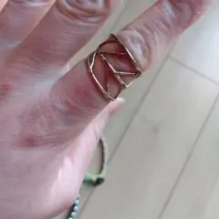 Item thumbnail for item 04a215a1-3db9-439e-aae5-2cb289d99469