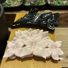【昭和レトロ】ラスト1点花モチーフ大きいヘアクリップ 2点 デッドストックのサムネイル